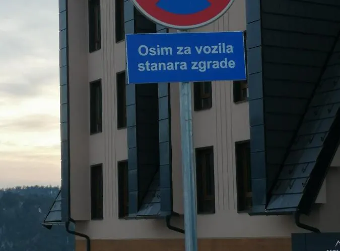 アパート Divcinova1 Reset A2 *