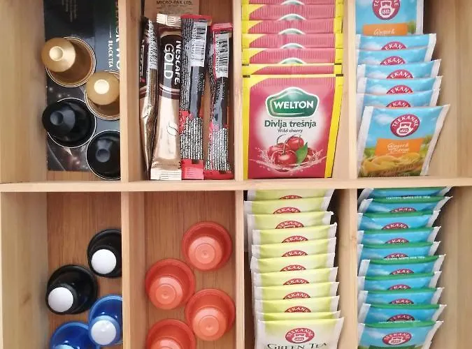 Divcinova1 Reset A2 アパート *