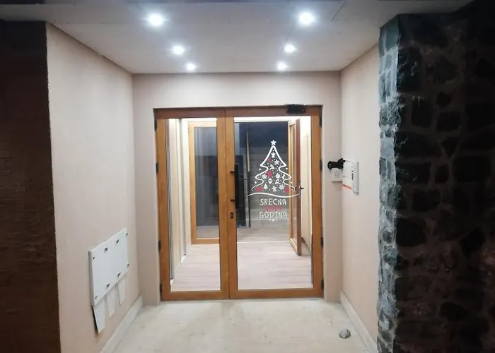 Divcinova1 Reset A2 アパート *